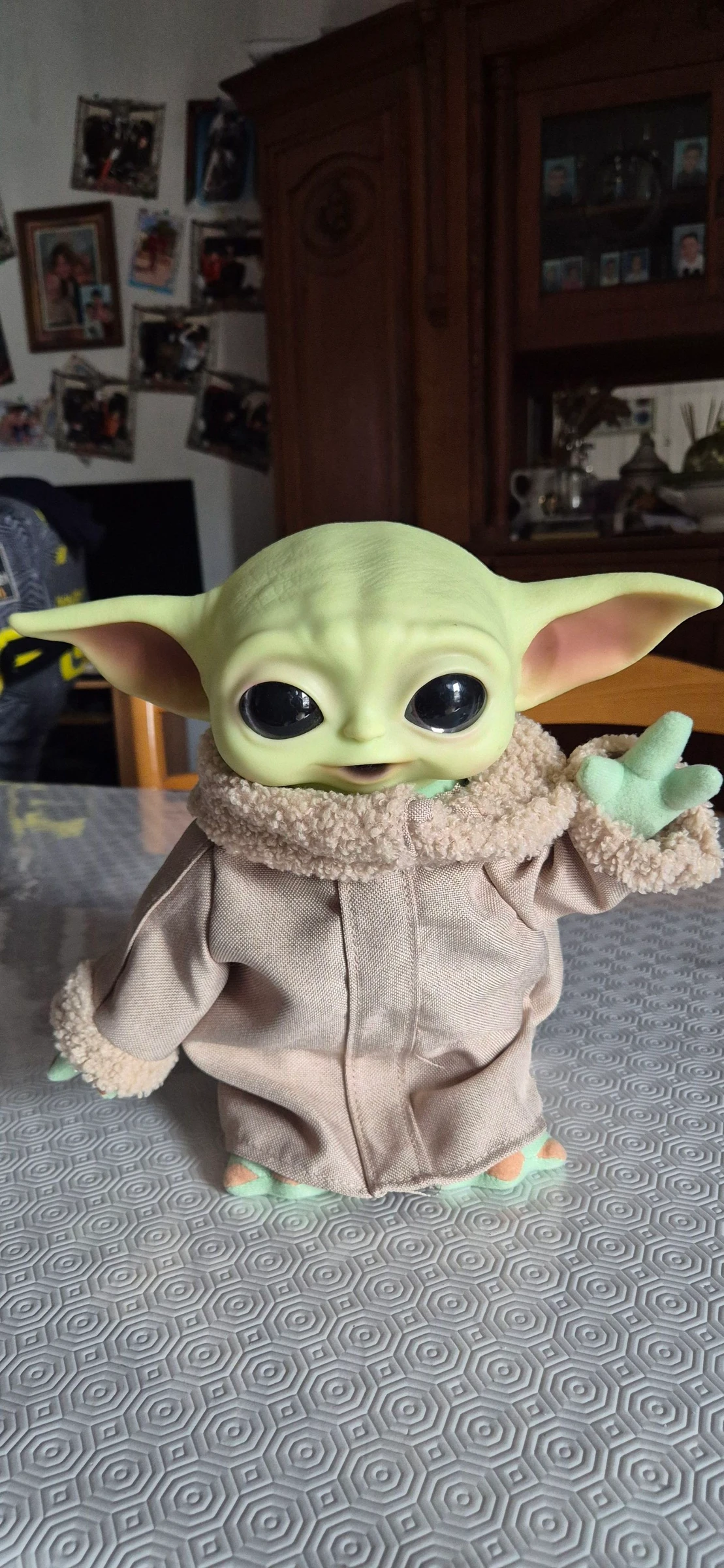 Adorable Peluche « The Child » (Baby Yoda) de Star Wars 